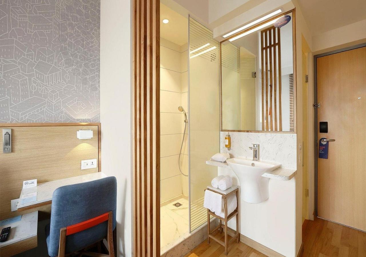 Holiday Inn Express Kolkata New Town By Ihg Exterior photo