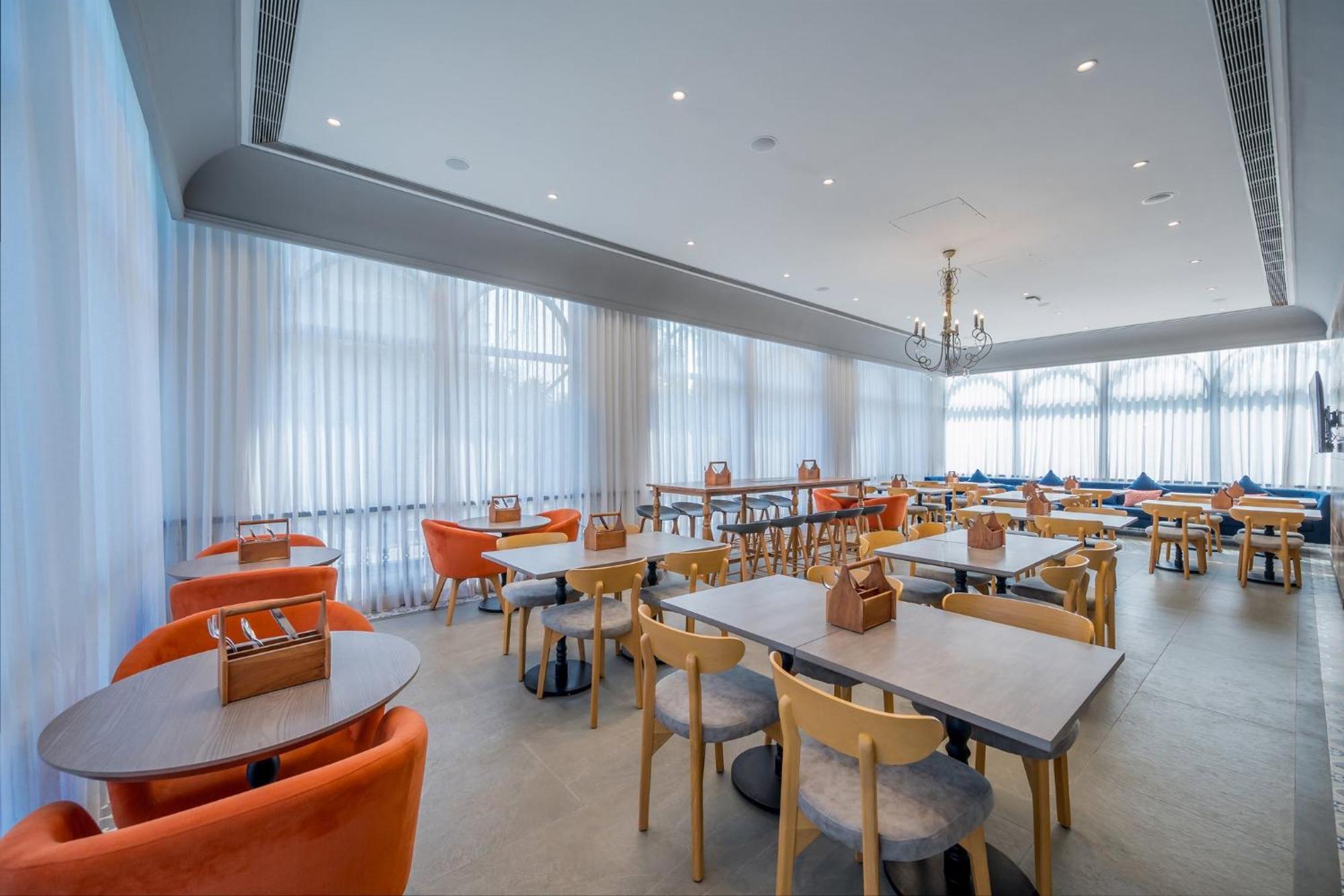 Holiday Inn Express Kolkata New Town By Ihg Exterior photo